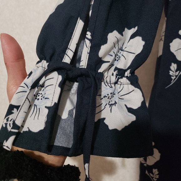 Banana Republic Blue Long Sleeve Sheath Dress..SIZE:6P - Picture 6 of 11